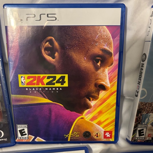 PS5 Game Collection - Assorted Titles - Picture 3 of 7